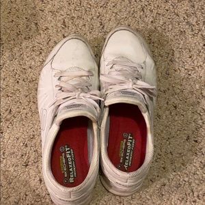 White leather sketchers